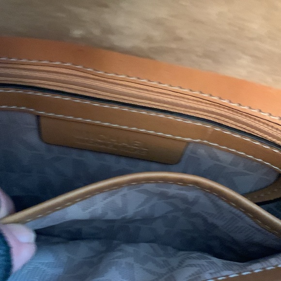 Michael Kors Romy suede messenger bag purse desert suede - Picture 6 of 10